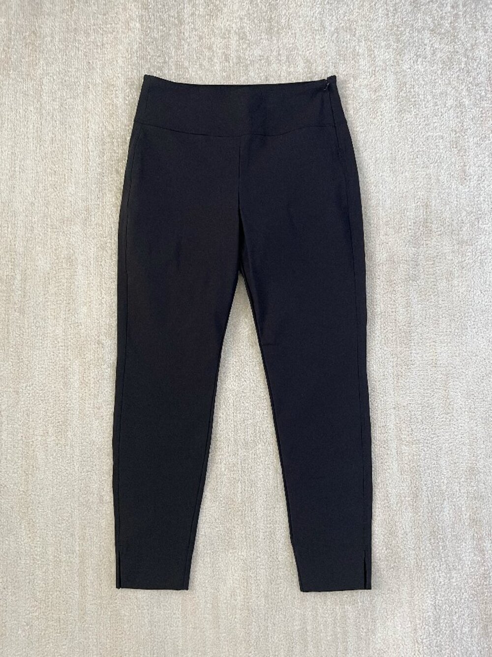Athleta Black Wander Slim Ankle Pant 8 Petite Athletic Commuter Hiking